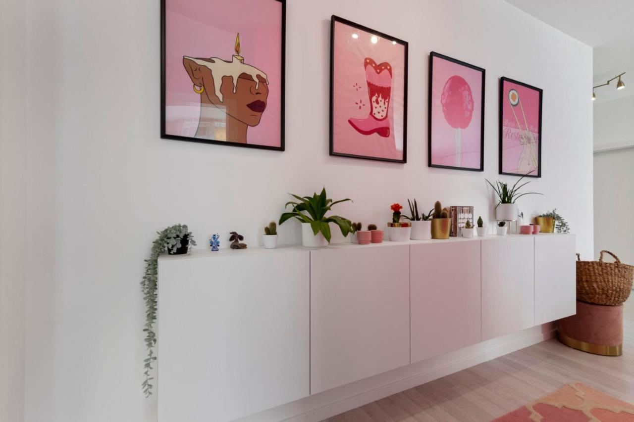 Lam Pink - Jacuzzi - Ac - Ps4 Apartment Bratislava Exterior photo